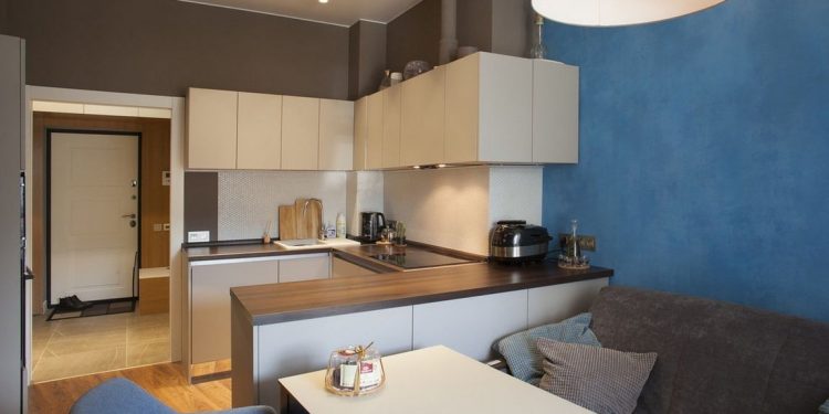 Egyszobás 43m2-es lakásból kétszobás modern otthon egy fiatal párnak - konyhával kombinált nappali, hálószoba, mosókonyha és dolgozósarok