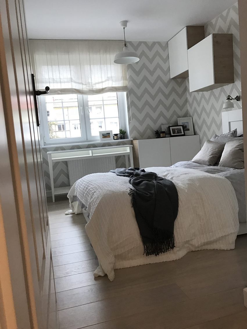 44m2-es másfél szobás lakás felújítás után - visszafogott, semleges színvilág, szimpla, élhető berendezés - www.architektownia.pl 44m2-es másfél szobás lakás felújítás után - visszafogott, semleges színvilág, szimpla, élhető berendezés - www.architektownia.pl