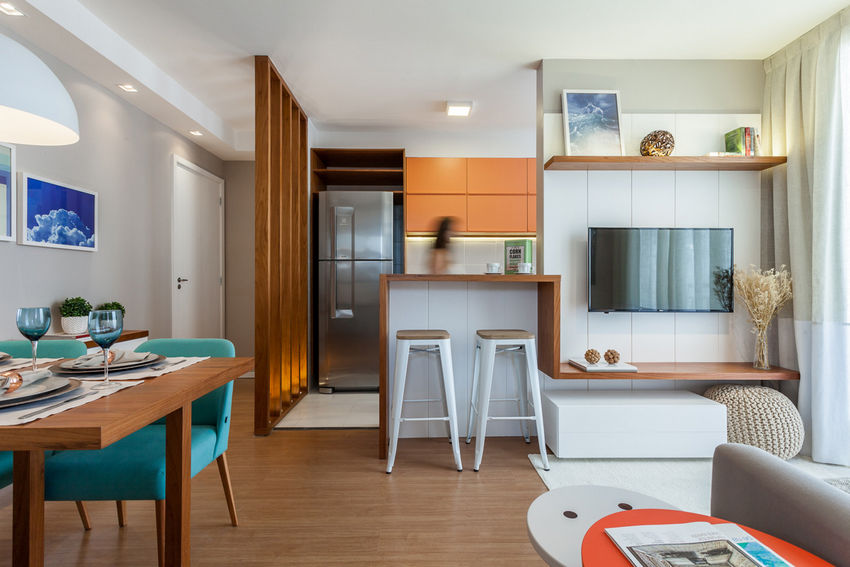 Kétgyermekes pár 44m2-es modern, funkcionális lakása háló- és gyerekszobával, ügyesen elkülönített konyhával