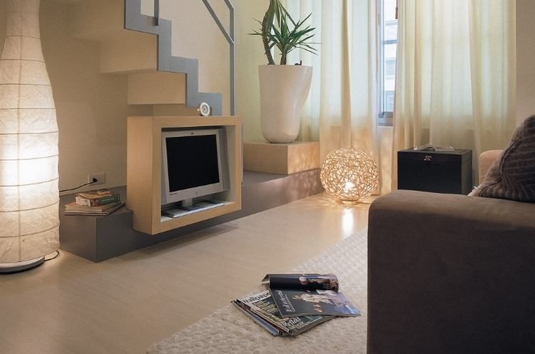 Kis lakás, nagy belmagasság - ötletes és stílusos megoldások 46nm-en