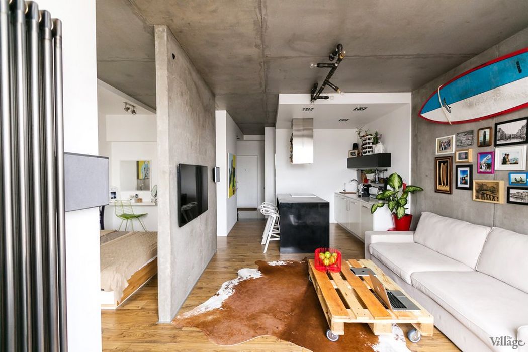 Egyedi és modern kis 47nm-es lakás csupasz beton felületekkel és fehér, gipszkarton elemekkel Egyedi és modern kis 47nm-es lakás csupasz beton felületekkel és fehér, gipszkarton elemekkel