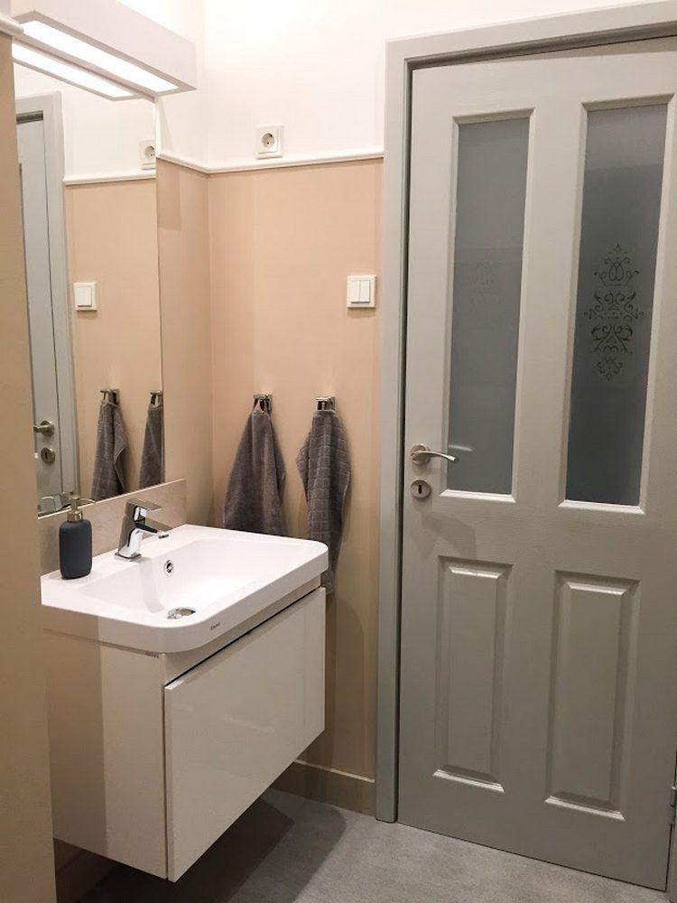 Hazai lakások: 48m2, 1 szoba és hall - társasházi lakás felújítva, visszafogott színvilággal Hazai lakások: 48m2, 1 szoba és hall - társasházi lakás felújítva, visszafogott színvilággal