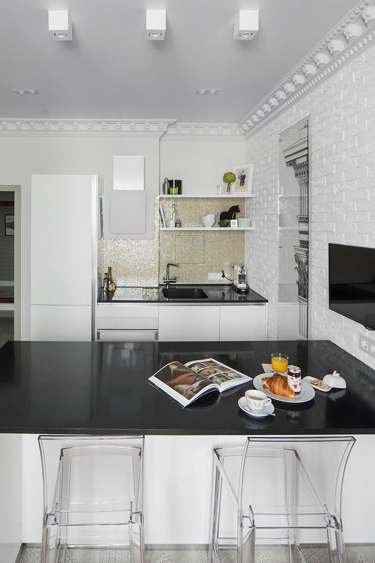 Napfényt idéző sárga szín, egy kis retro, egy kis modern - 49nm-es új lakás