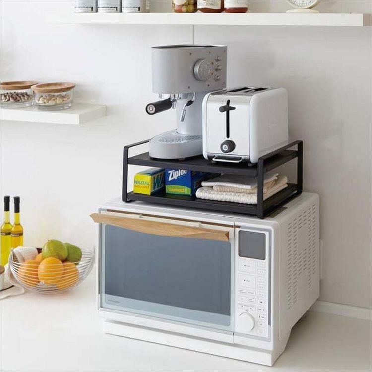 A mikró teteje is kihasználható pakolófelület A mikró teteje is kihasználható pakolófelület