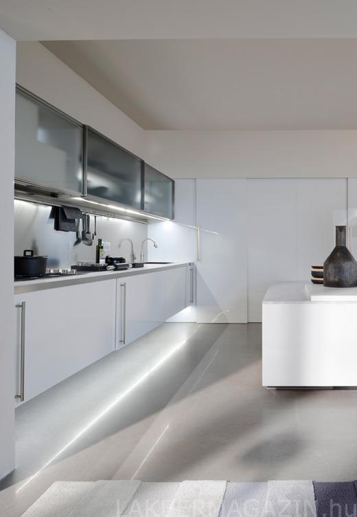 Arclinea konyha, nyitott terekhez ideális, sokoldalúan variálható, modern konyhabútor Arclinea konyha, nyitott terekhez ideális, sokoldalúan variálható, modern konyhabútor