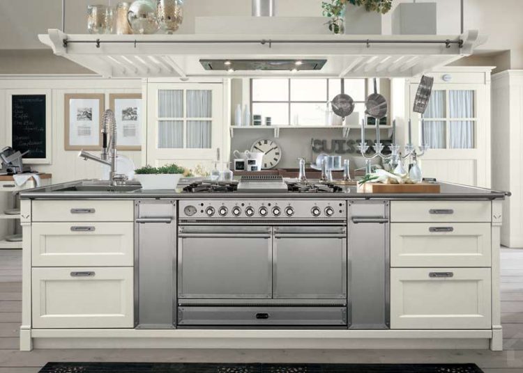 Angol vidéki stílusú konyhabútor ötletek, az English Mood kollekció, Minacciolo