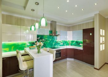 Étkezőpult ötletek, reggeliző pultok modern konyhákban - praktikus megoldások kisebb étkezésekhez