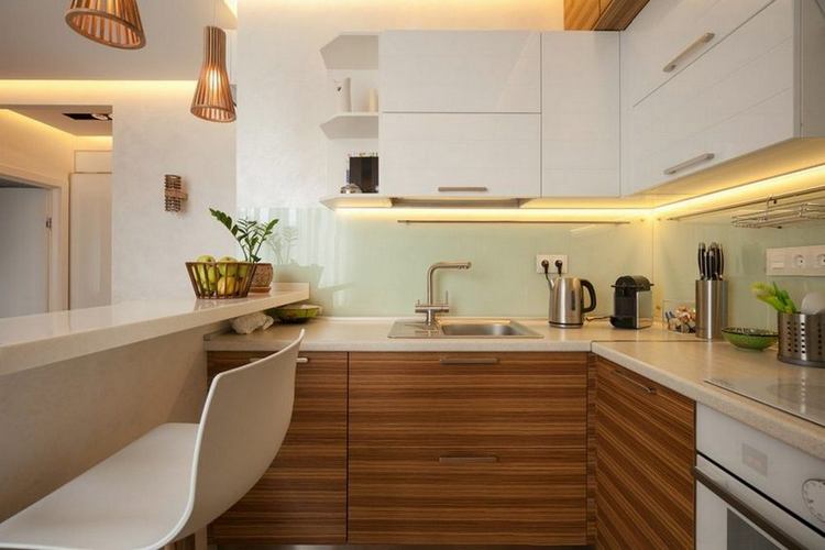 Üveg konyha hátfal