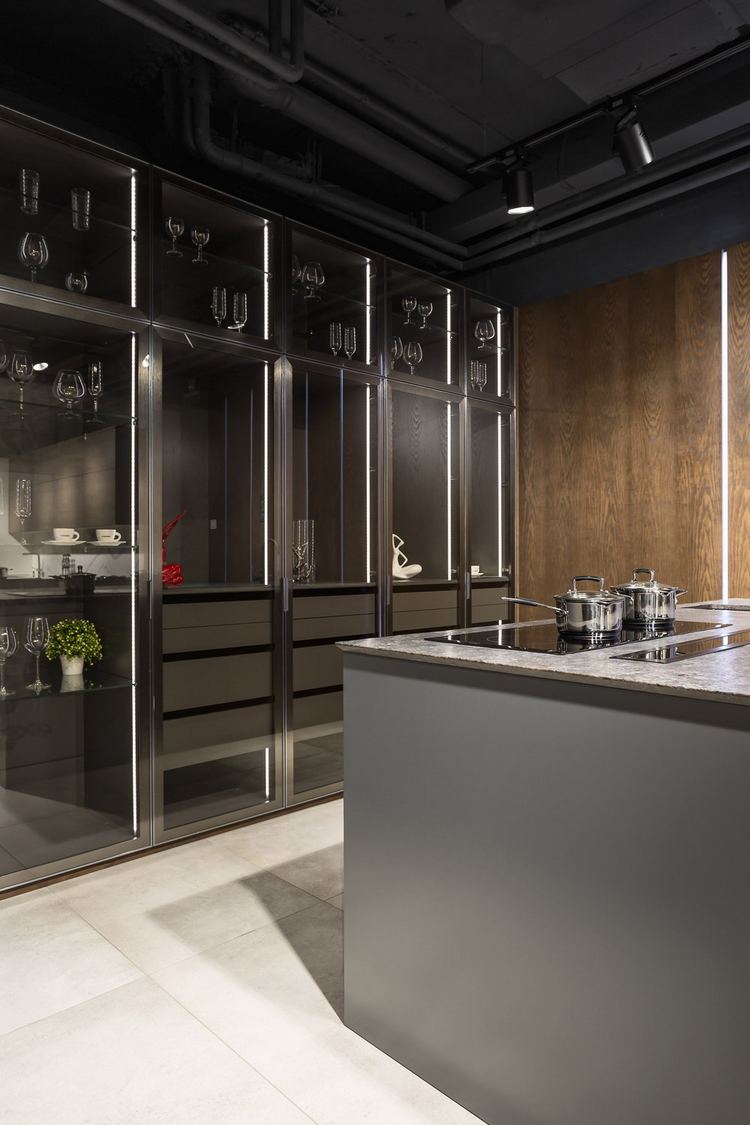 konyha trend 2018 szinek anyagok butor hatfal mosogato 02