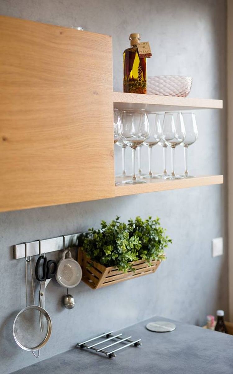 konyha trend 2018 szinek anyagok butor hatfal mosogato 11