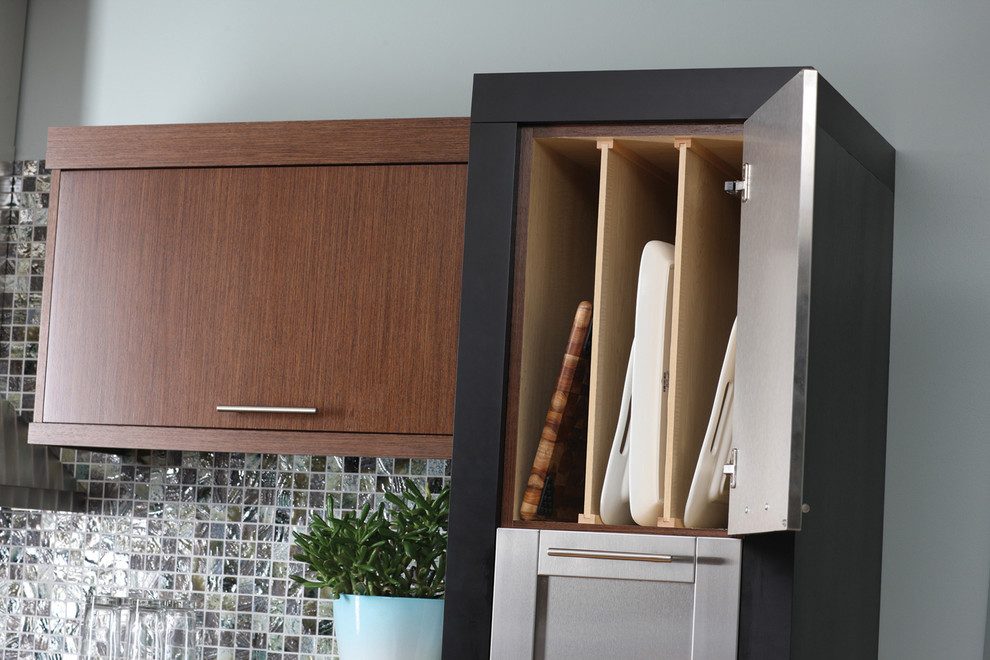 Ötletek: modern konyha, praktikus tárolási megoldások tárházával