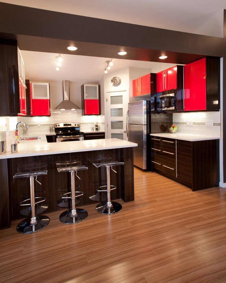 Laminált padlóburkolat - Padlóburkolat ötletek konyhába - rugalmasabb anyagok a lábunk kényelméért