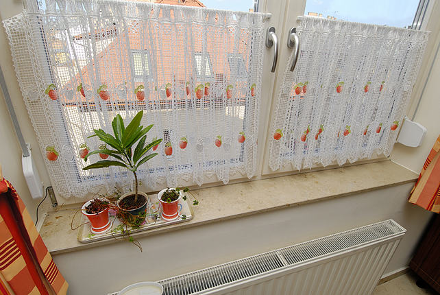 Konyha, Jura mészkő burkolat - 40-es években épült lakás átalakítása - klasszikus lakberendezési stílusban