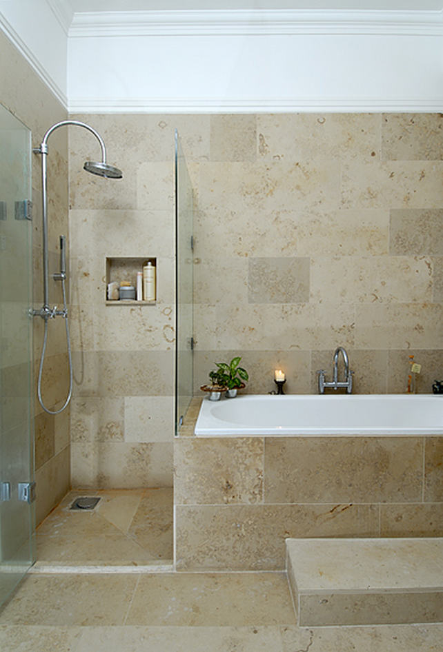 Fürdőszoba, Jura mészkő burkolat - 40-es években épült lakás átalakítása - klasszikus lakberendezési stílusban