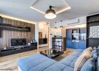 Teljes lakásfelújítás után - 52m2-es lakás Budapest 9. kerületében - kék árnyalatok, fa textúrák, férfiasra hangolt lakberendezés