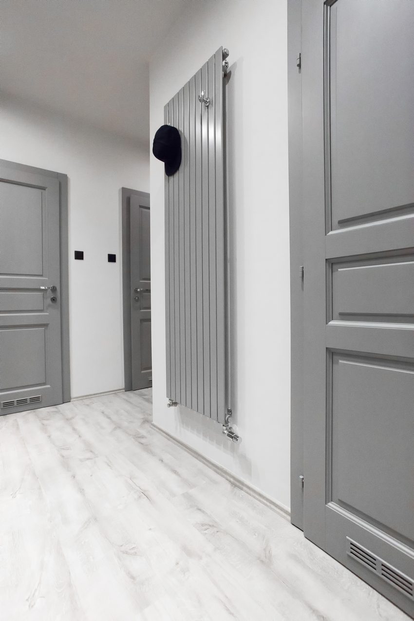 Tetőtéri lakás a 3. kerületben - egy férfi 52m2-es otthona sok funkcionális tárolóhellyel Tetőtéri lakás a 3. kerületben - egy férfi 52m2-es otthona sok funkcionális tárolóhellyel