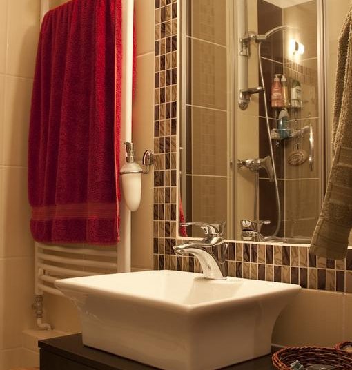 Panellakás felújítás - panel fürdőszoba - ilyen lett