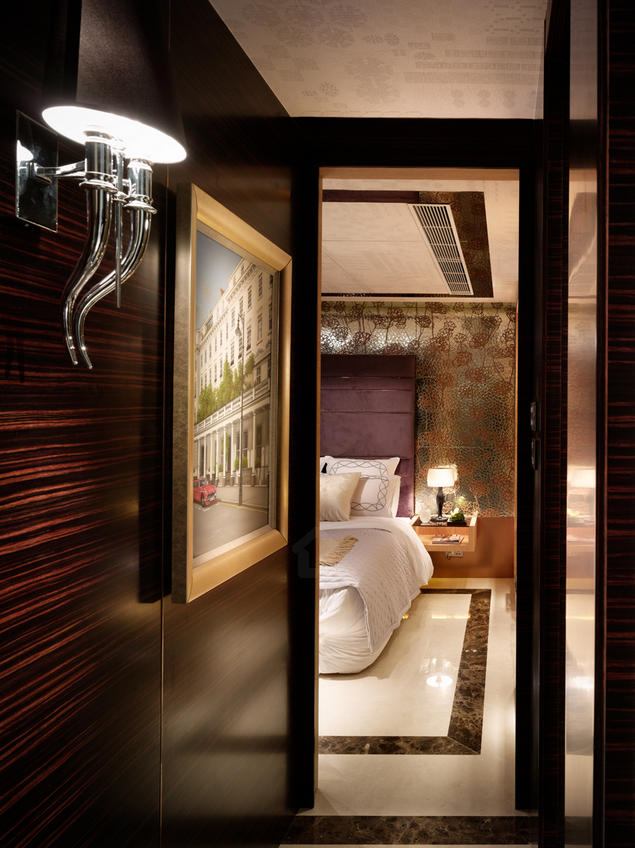 Elegáns kis lakás az aranyló ősz tónusaival - minőség és egyedi bútorok 4