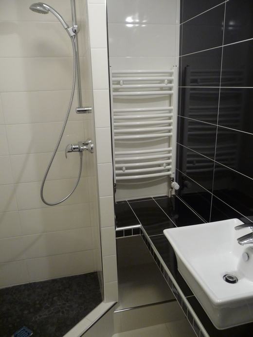 panellakás felújítás fürdőszoba 03 ilyen lett