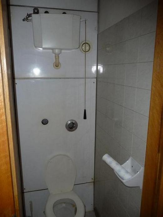 panellakás felújítás wc 01 ilyen volt