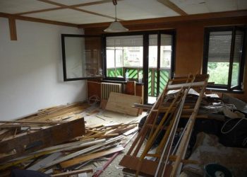 Panellakás felújítás napról napra - bontás