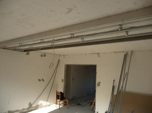 Panellakás felújítás napról napra - nappali világítás, gipszkarton álmennyezet