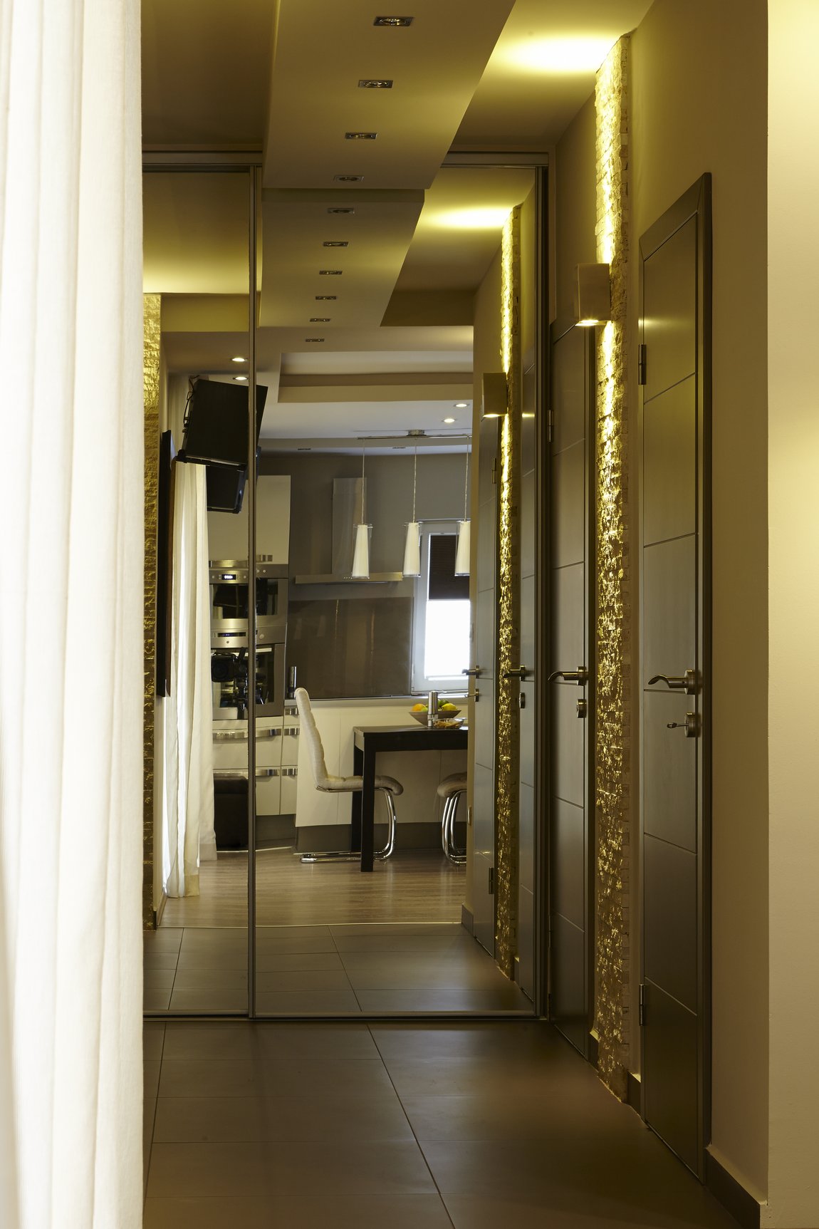 eloszoba vilagitas tukros gardrob 11 eloszoba vilagitas tukros gardrob