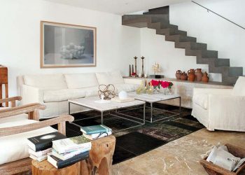 Modern, természetes hangulatú mediterrán otthon - a kő és a fa szépsége