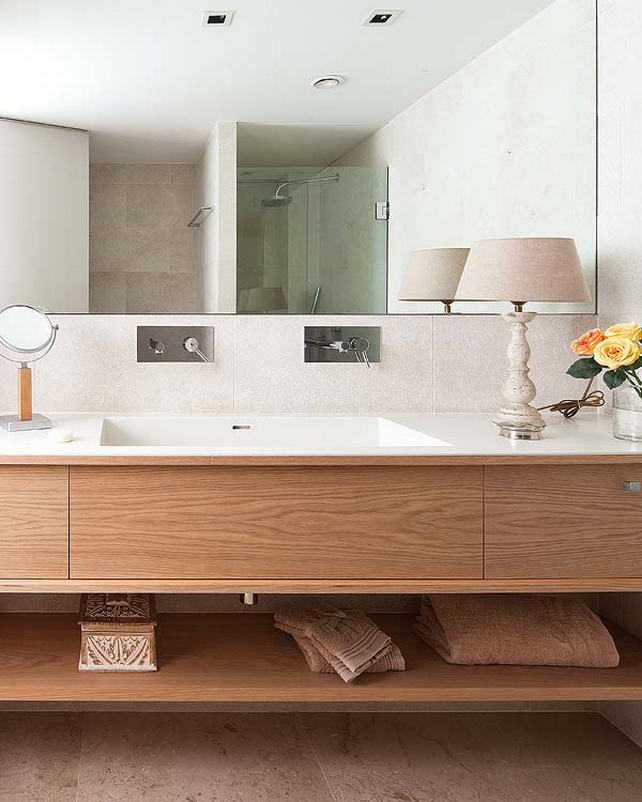 Fürdőszoba - Kellemes színárnyalatok, okos ötletek és térszervezés, otthonos lakberendezés Fürdőszoba - Kellemes színárnyalatok, okos ötletek és térszervezés, otthonos lakberendezés