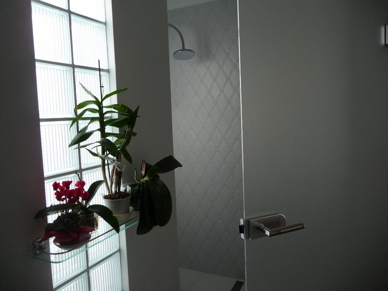 Matus Kati lakberendező - Penthouse lakás art deco ízekkel - fürdő fények