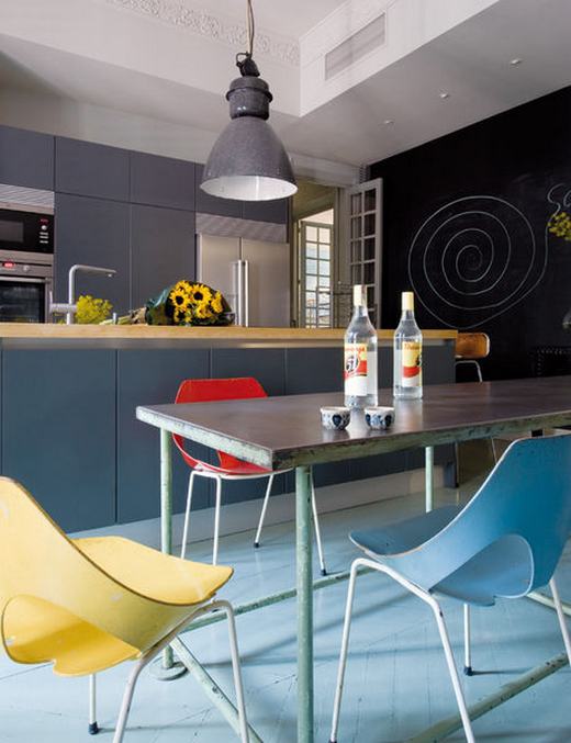 Kreatív lakberendezés - színes, tágas otthon Madridban