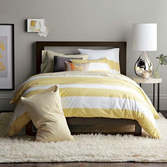 világosszürke fal hálószobában