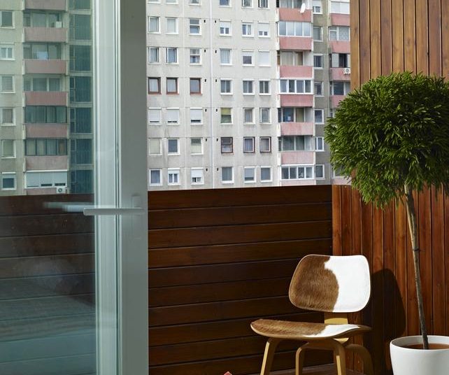 Lakberendezés panellakásban - nem a panellakásokhoz általánosan társított stílusban