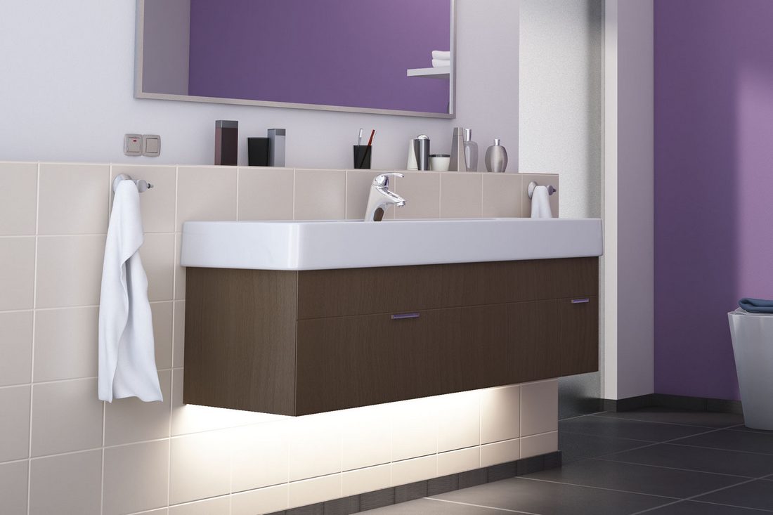 A fürdőszobában is érdemes játszani a színekkel! LED szalag - Paulmann A fürdőszobában is érdemes játszani a színekkel! LED szalag - Paulmann